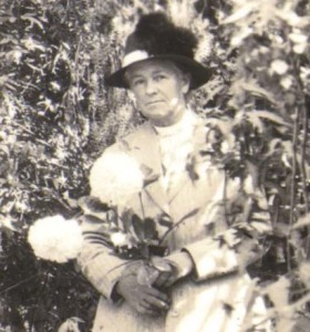 Kate Sessions, 1919 (Fairchild Tropical Botanical Archive)