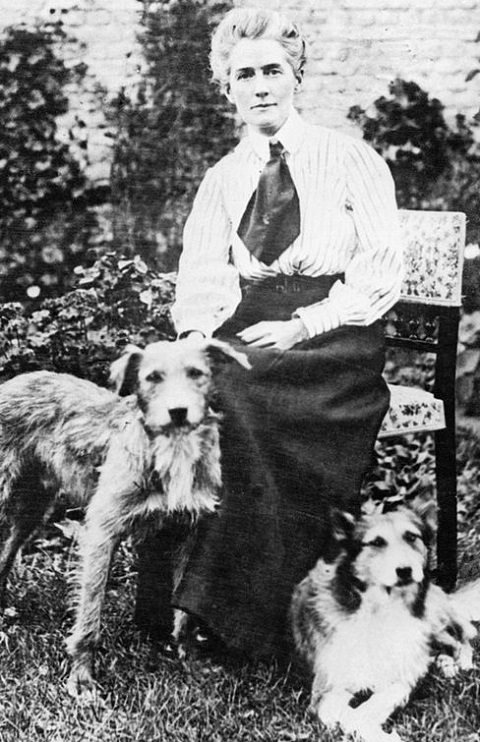 Edith Cavell (1865 - 1915) 