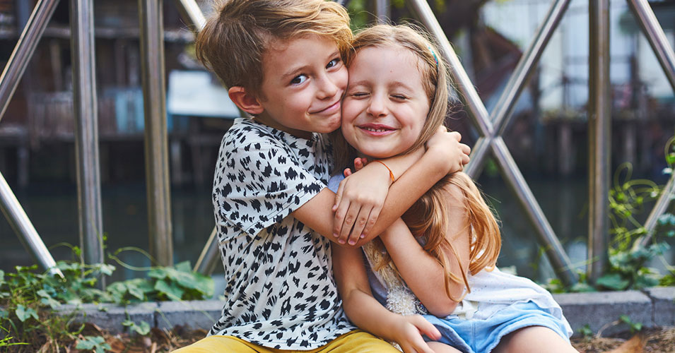 The Hidden Benefits Of Girl Boy Friendships And How To Foster Them Between Children A Mighty Girl